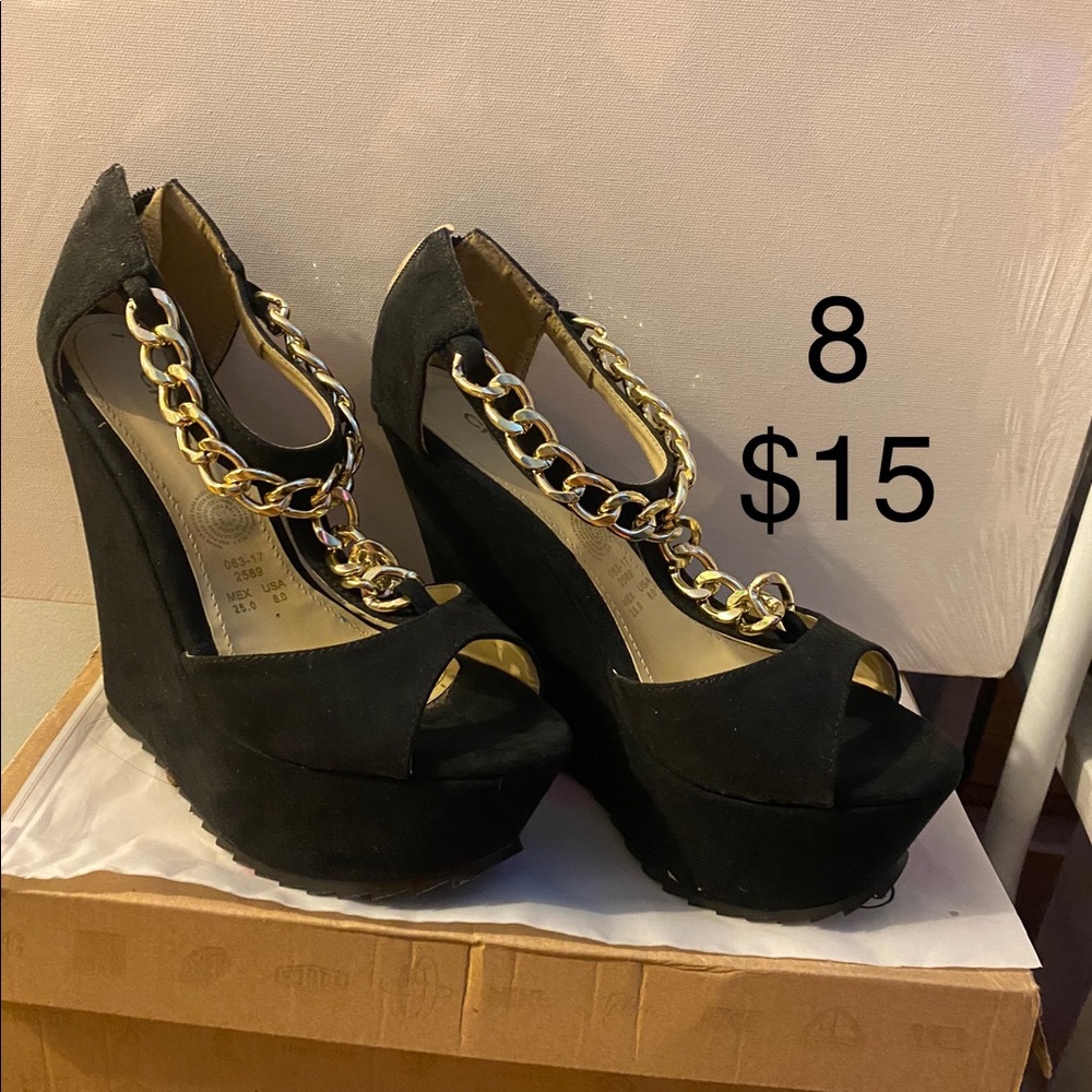 Andrea Wedges